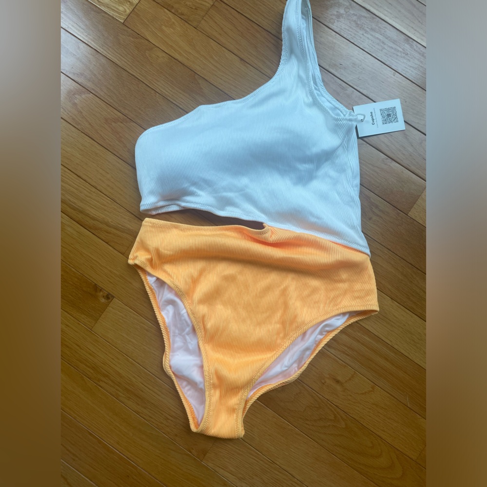 NWT CUPSHE Swimsuit